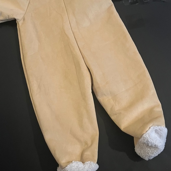 Small Wonders One Piece Winter Outfit. Infant Size 12 Months Beige Onesie. - Picture 9 of 12
